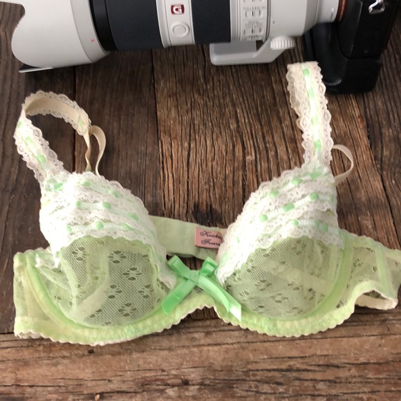 Agent Provocateur Other - Agent provocateur knickers forever green lace bra